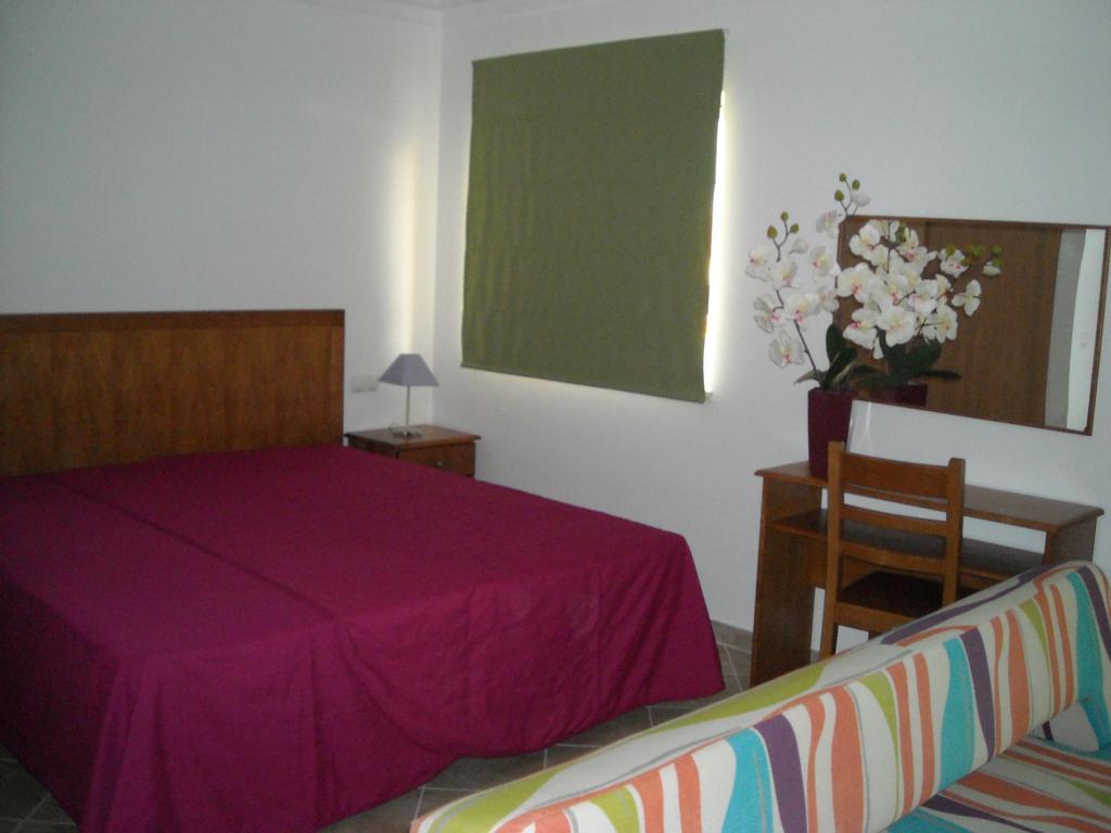 Smy Santa Eulalia Algarve Aparthotel Albufeira Phòng bức ảnh